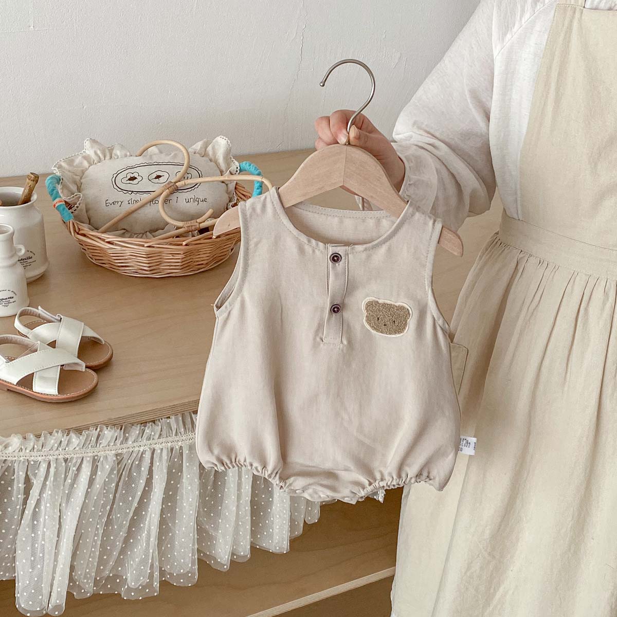 Baby Summer Bear Thin Sleevele - đánh giá và giá Baby Summer Linen Sleeveless Jumpsuit